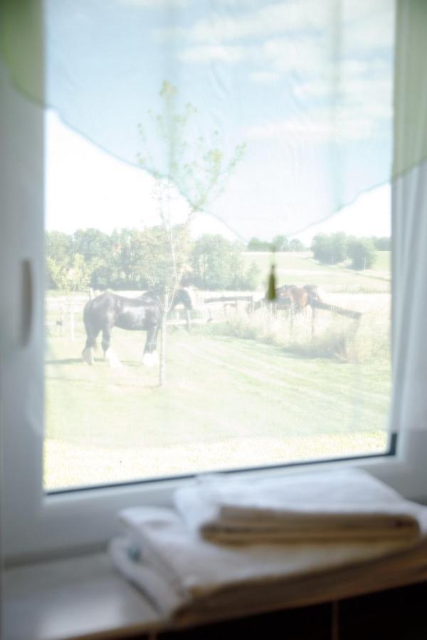 La Ferme De La Chassagne Hotel Devrouze Bagian luar foto